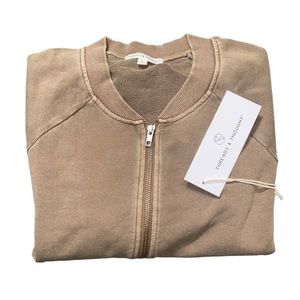 New Women’s Threads 4 Thought Gerry Bomber Size Large